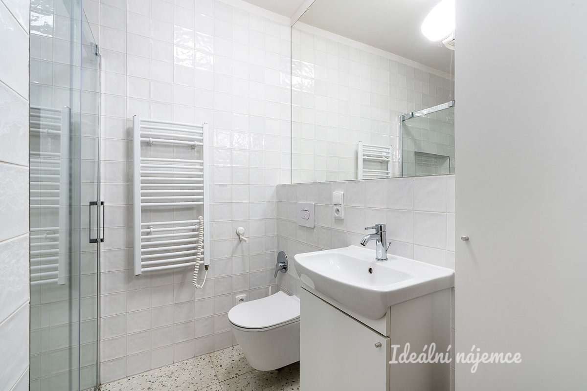 Pronájem bytu 2+1, Bulharská, Vršovice, 22 000 Kč/měs, 55 m2