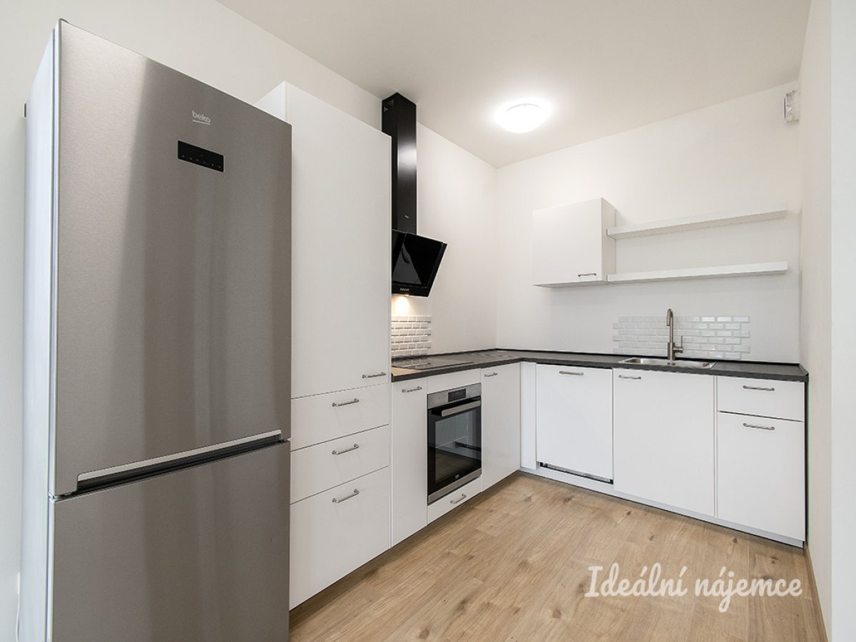 Pronájem bytu 2+kk, Černodolská, Dolní Počernice, 23000 Kč/měs, 62 m2