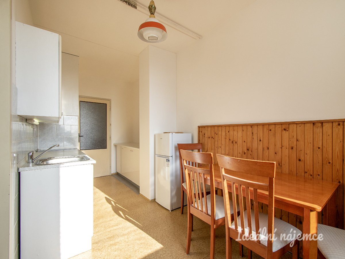 Pronájem bytu 1+1, Mazurská, Troja, 17000 Kč/měs, 50 m2
