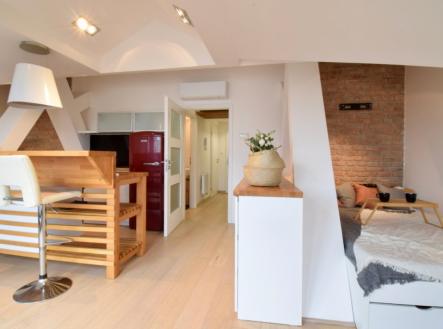 Pronájem bytu, 1+kk, 46 m² obrázek