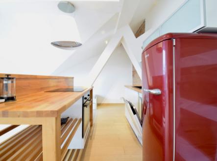 Pronájem bytu, 1+kk, 46 m²