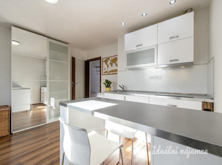 Pronájem bytu, 1+kk, 29 m²