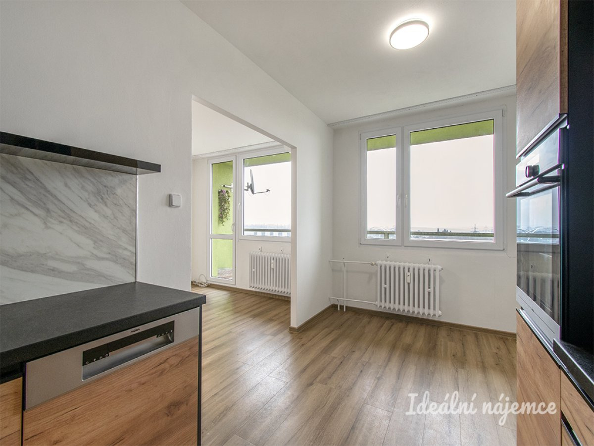 Pronájem bytu 3+kk, Zárybská, Prosek, 25 900 Kč/měs. 76 m2
