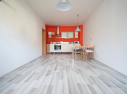 Pronájem bytu, 1+kk, 34 m²