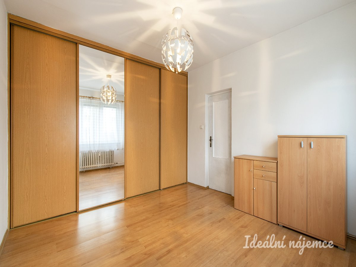 Pronájem bytu 3+1, Ovčárská 27 900 Kč, Praha - Malešice, 72m2