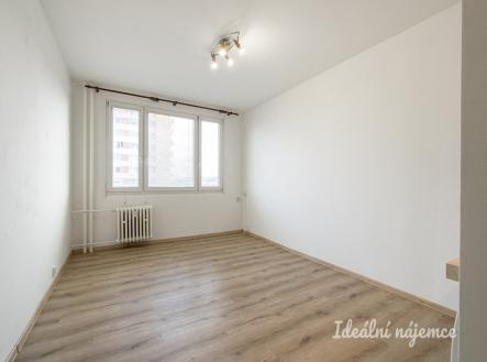 Pronájem bytu, 1+kk, 27 m²