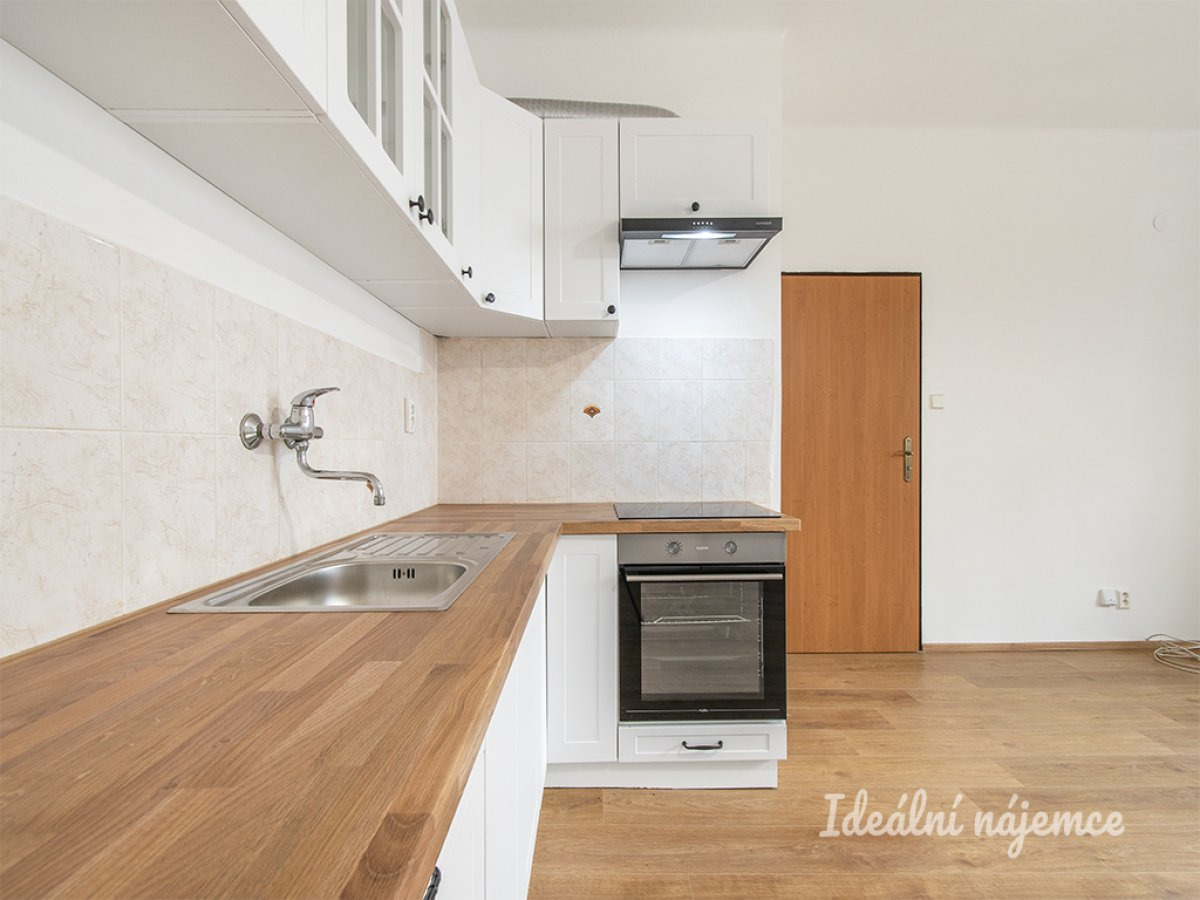 Pronájem bytu 2+kk, Evropská, Veleslavín, 17990 Kč/měs, 45 m2