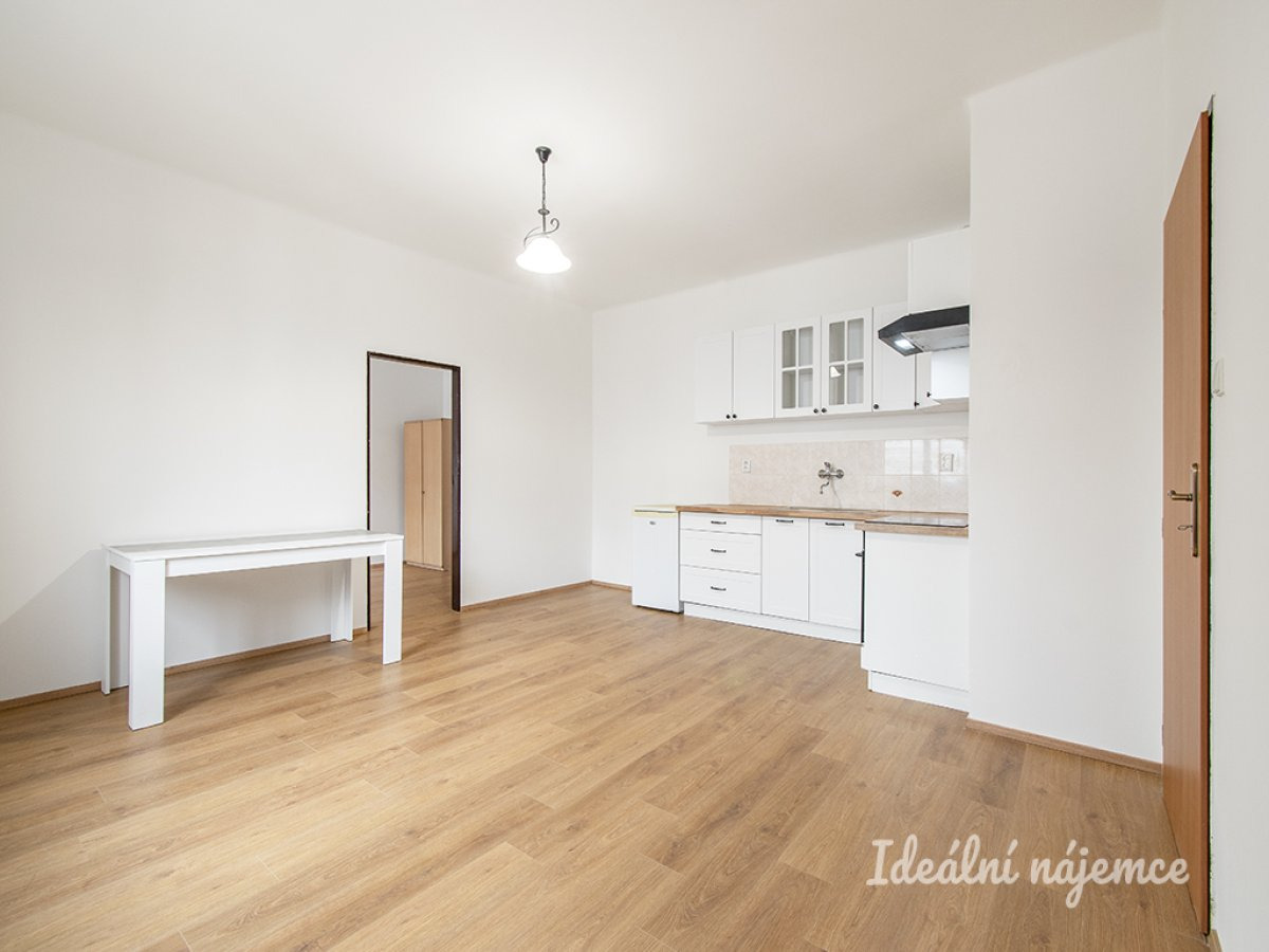 Pronájem bytu 2+kk, Evropská, Veleslavín, 17990 Kč/měs, 45 m2