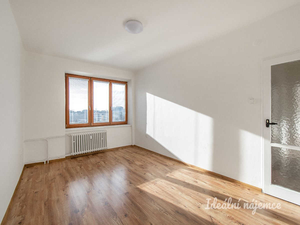 Pronájem bytu 2+1, Pod lipami, Žižkov, 22.500 Kč/měs, 51 m2