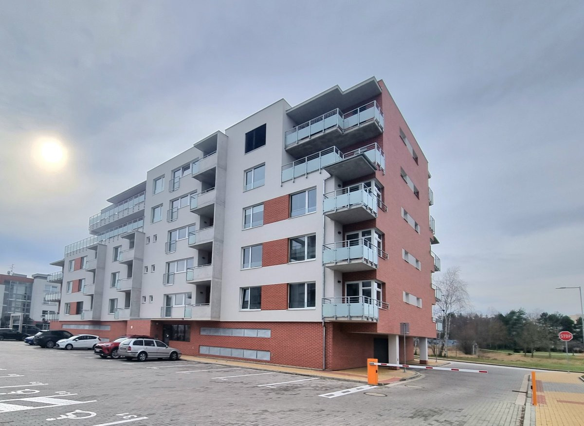 Pronájem bytu 1+kk, Průběžná, Hradec Králové, 13200 Kč/měs, 41 m2