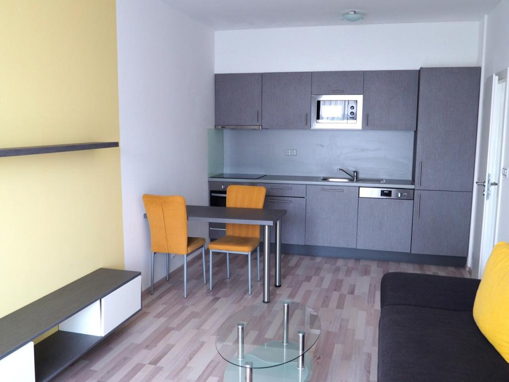 Pronájem bytu 2+kk, Kigginsova, Slatina,  20 000 Kč/měs, 42 m2
