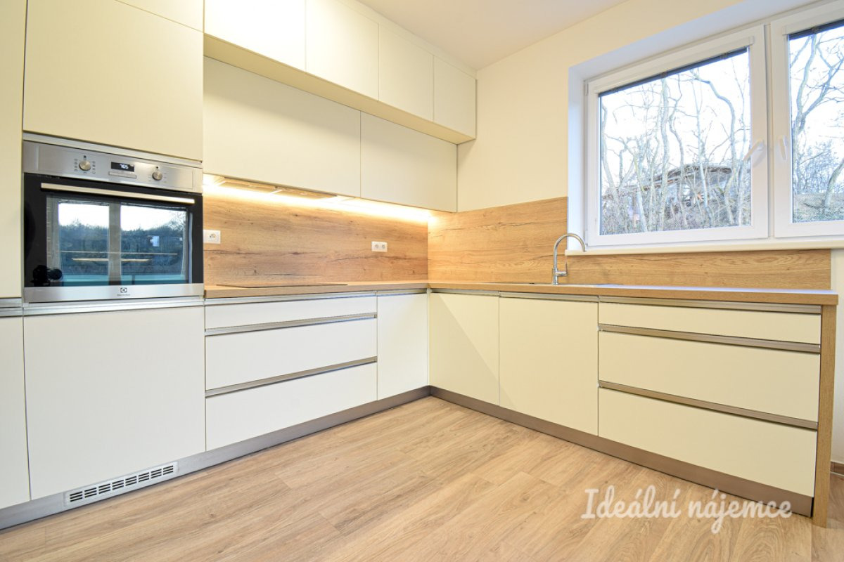 Pronájem bytu 2+kk, Myslínova, Královo Pole, 21 900 Kč/měs, 62 m2