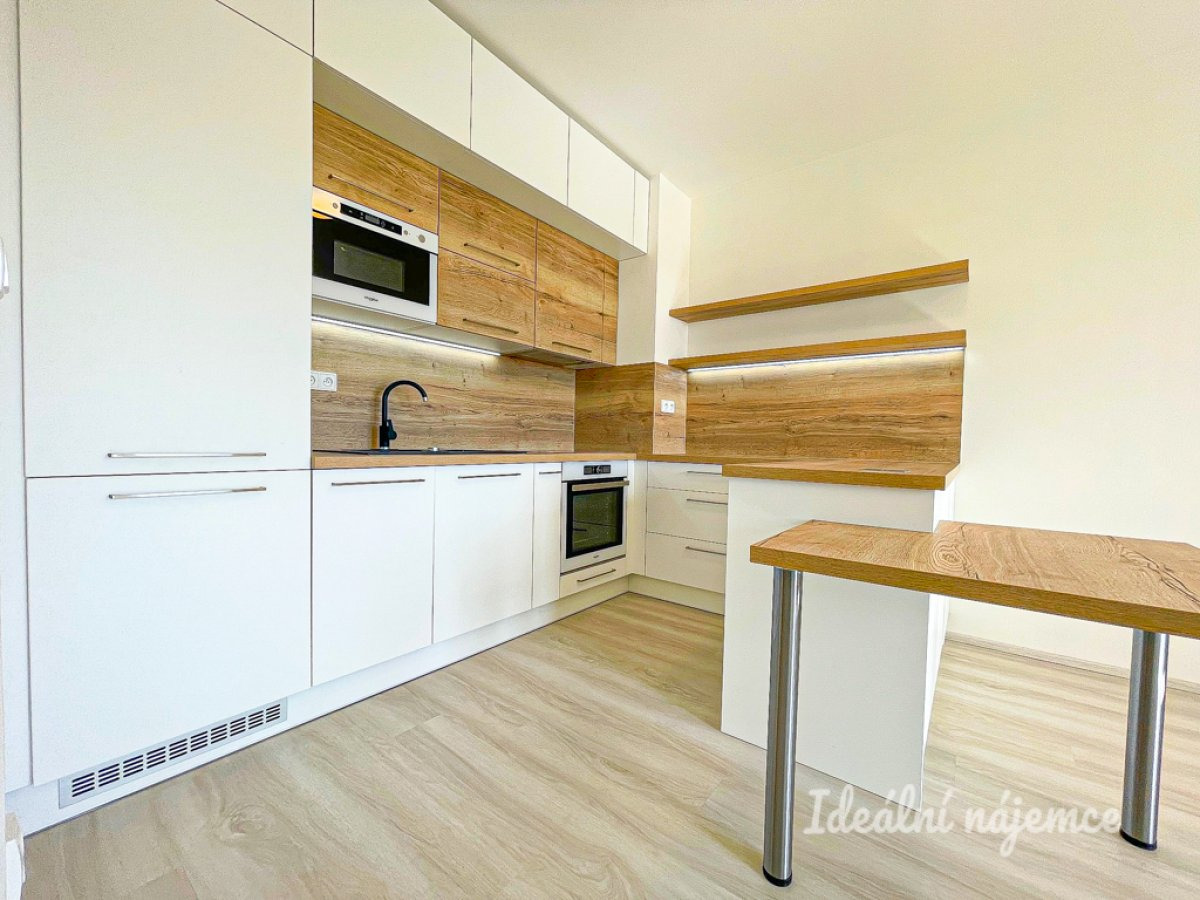 Pronájem bytu 2+kk, Brněnská pole, Šlapanice u Brna,  Kč/měs, 50 m2