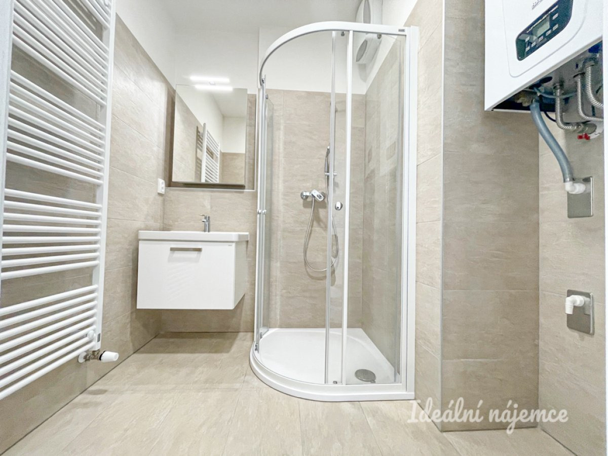 Pronájem bytu 2+kk, Brněnská pole, Šlapanice u Brna,  Kč/měs, 50 m2