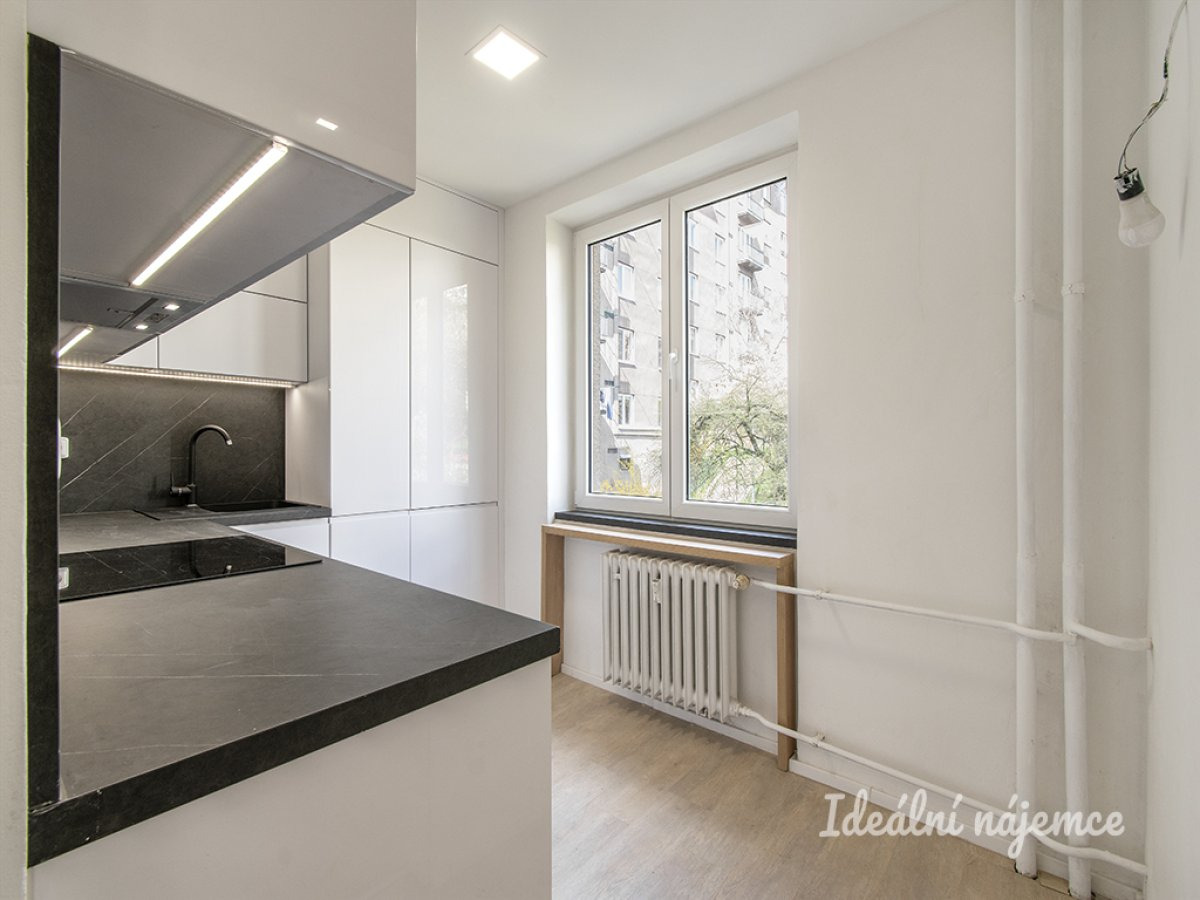 Pronájem bytu 2+1, Arménská, Vršovice, 22900 Kč/měs, 54 m2
