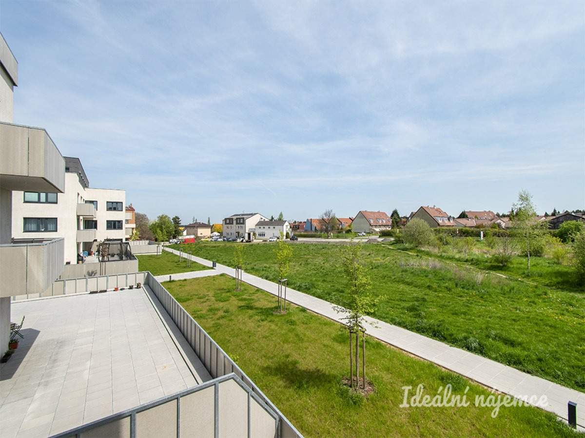 Pronájem bytu 2+kk, Žižkova, Horoměřice, 16900 Kč/měs, 55 m2