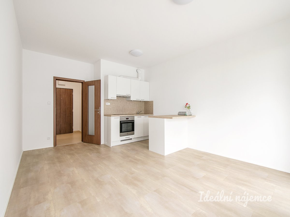 Pronájem bytu 1+kk, Klementova, Stodůlky, 17000 Kč/měs, 31 m2