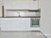 Pronájem bytu, 1+kk, 32 m²