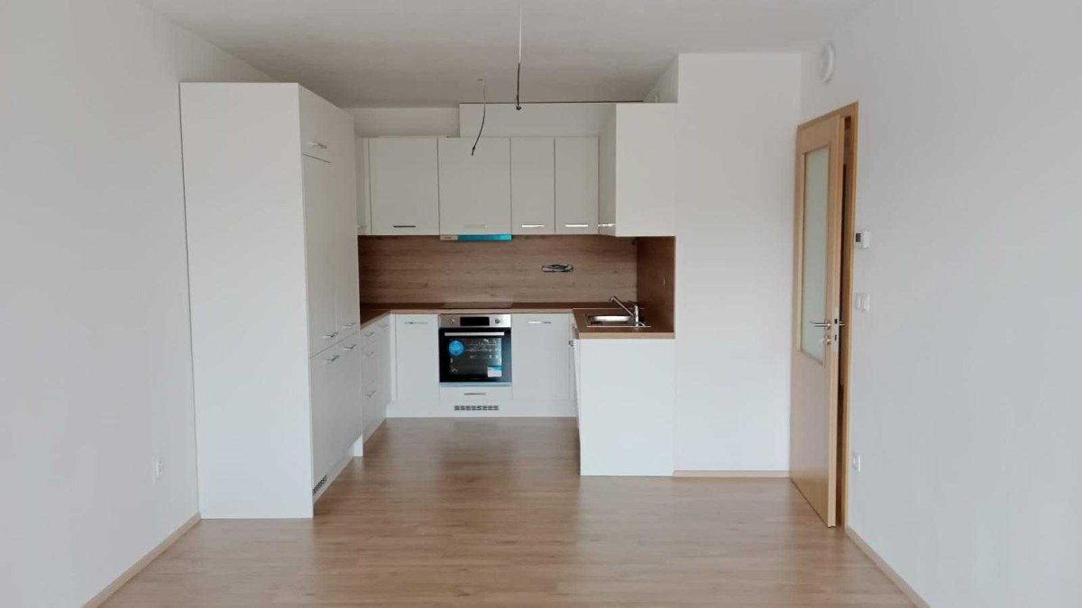 Pronájem bytu 2+kk, Hybešova, Boskovice 15 500 Kč/měs., 61 m2