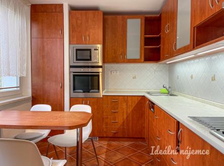 Pronájem bytu, 3+1, 79 m²