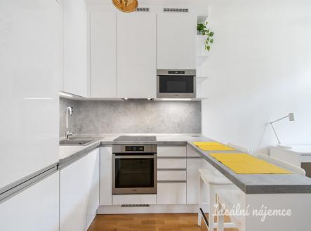 Pronájem bytu, 1+kk, 28 m² obrázek