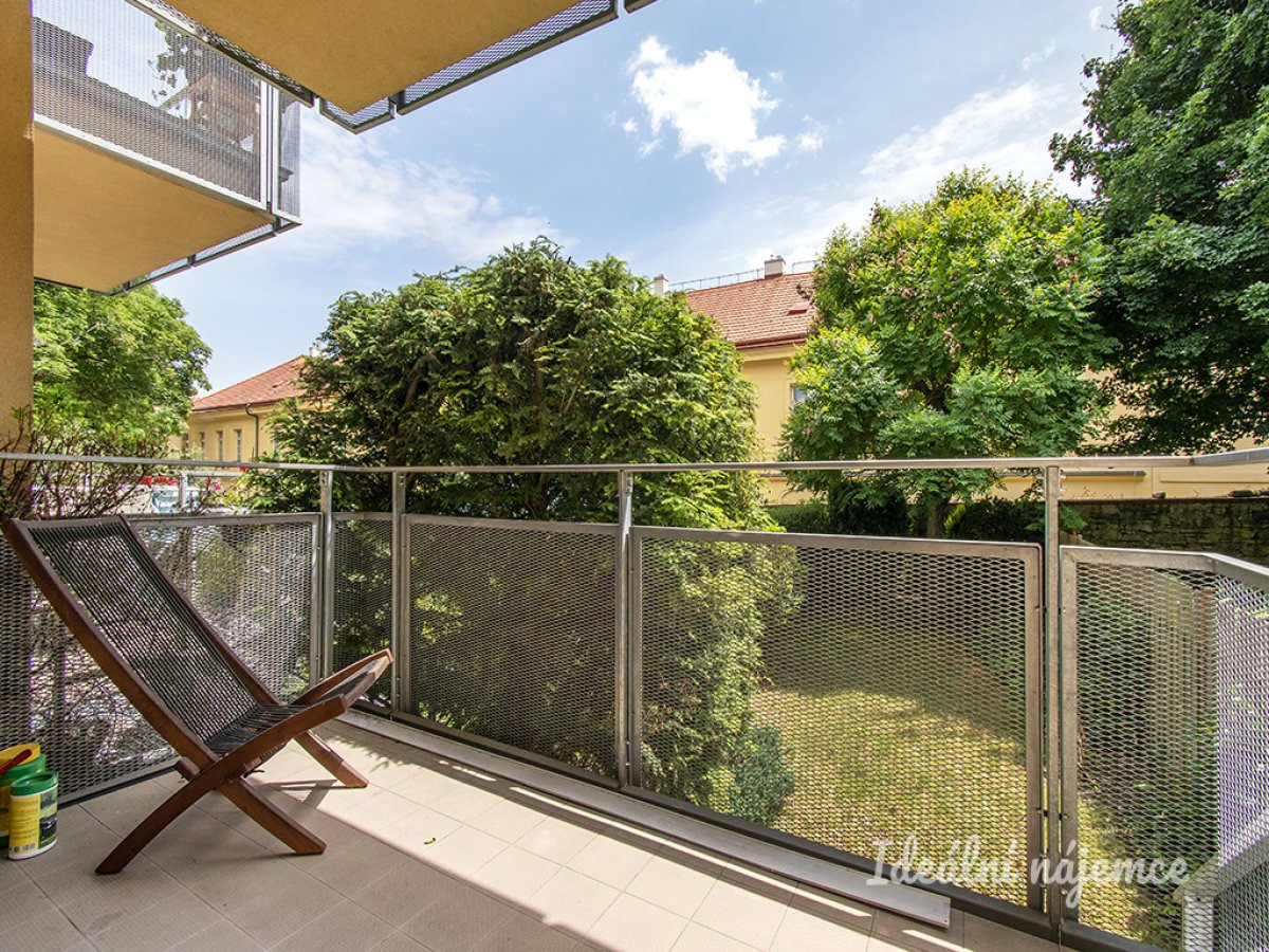 Pronájem bytu 1+kk, Hlubočepská, Hlubočepy, 18000 Kč/měs, 38 m2