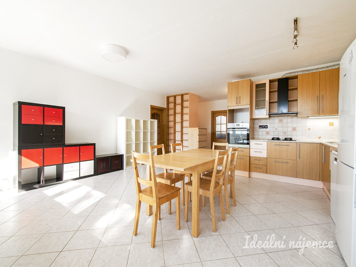 Pronájem bytu 4+kk, U Kapličky, Čelákovice, 25000 Kč/měs, 83 m2