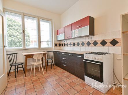 Pronájem bytu, 2+1, 65 m²