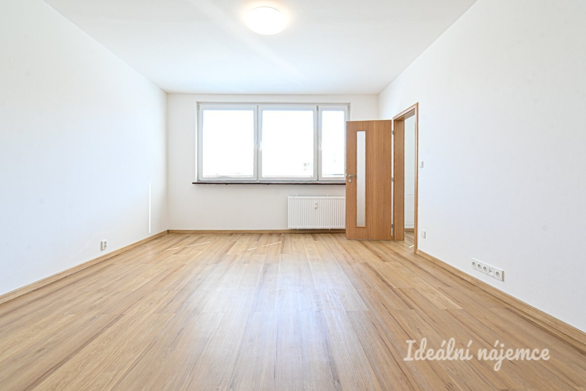 Pronájem bytu 3+1, Zelená, Neředín, 17 500 Kč/měs, 70 m2