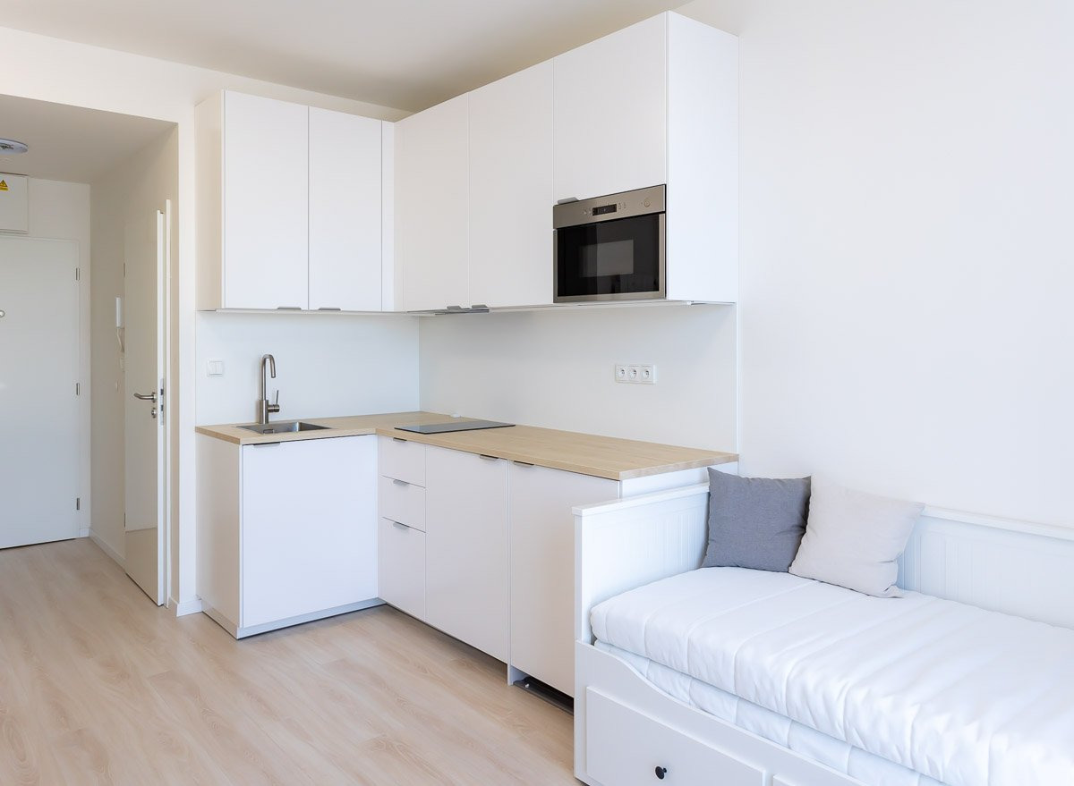 Pronájem bytu 1+kk, Poděbradská, Vysočany, 15900 Kč/měs, 18 m2