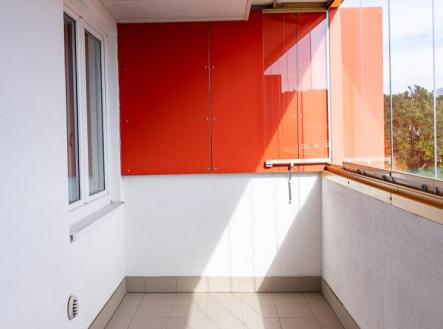 Pronájem bytu, 1+kk, 38 m²