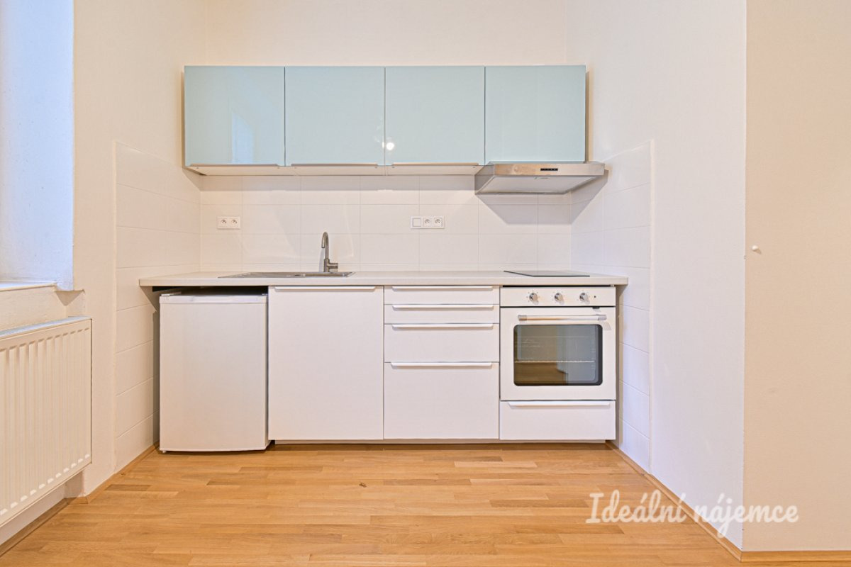 Pronájem bytu 2+kk, Mrkosova, Židenice, 14 900 Kč/měs, 33 m2