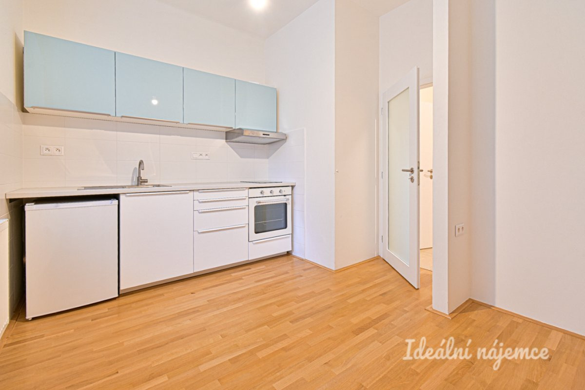 Pronájem bytu 2+kk, Mrkosova, Židenice, 14 900 Kč/měs, 33 m2