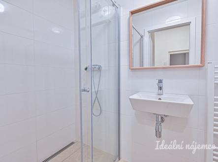 Pronájem bytu, 2+kk, 33 m²