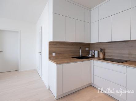 Pronájem bytu, 2+kk, 56 m²