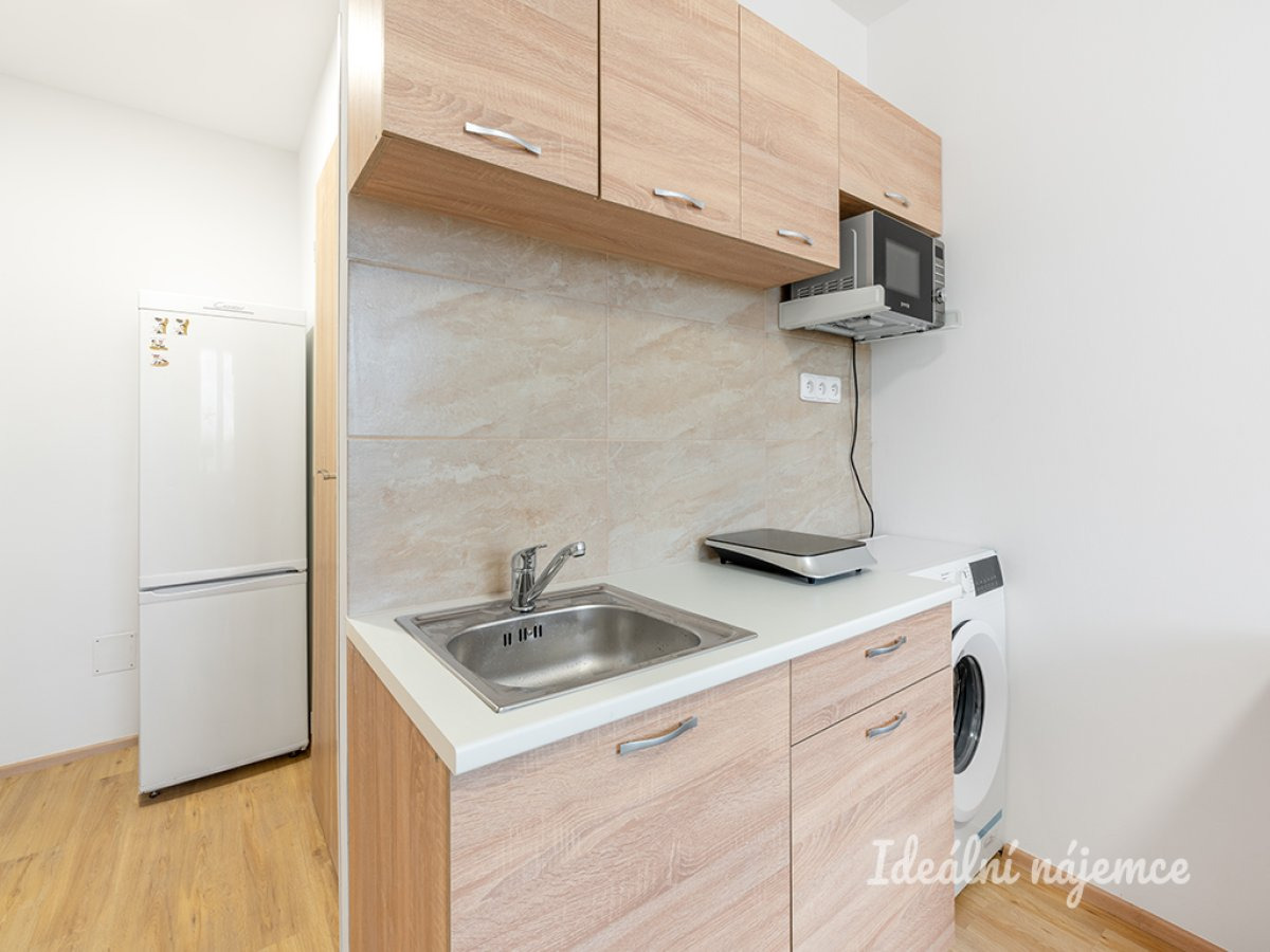Pronájem bytu 1+kk, Amforová, Stodůlky, 15.200 Kč/měs, 22 m2