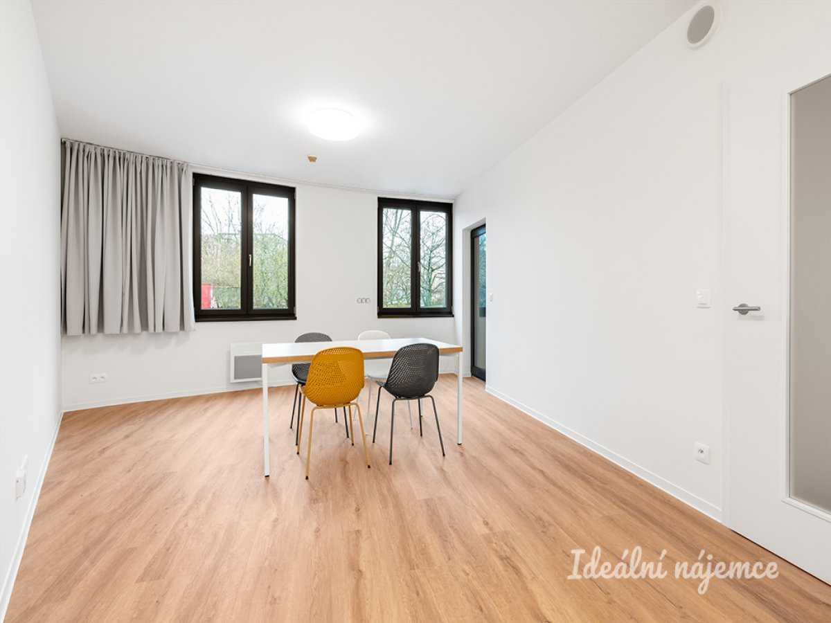 Pronájem bytu 3+kk, Na Větrníku, Břevnov, 28004  Kč/měs, 83 m2