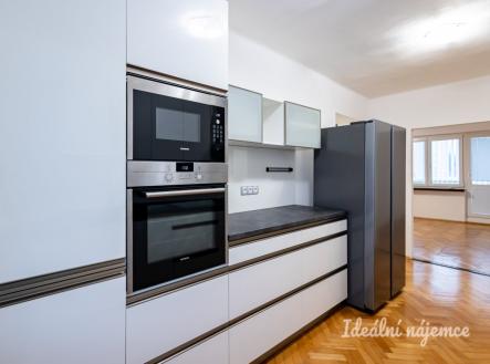 Pronájem bytu, 3+1, 72 m²