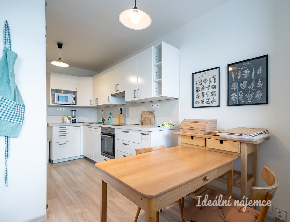 Pronájem bytu 3+1, Tatarkova, Háje, 26500 Kč/měs, 77 m2