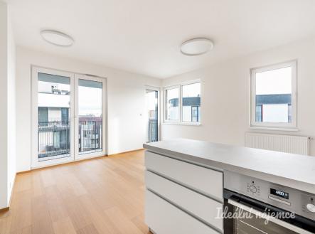 Pronájem bytu, 3+kk, 81 m²