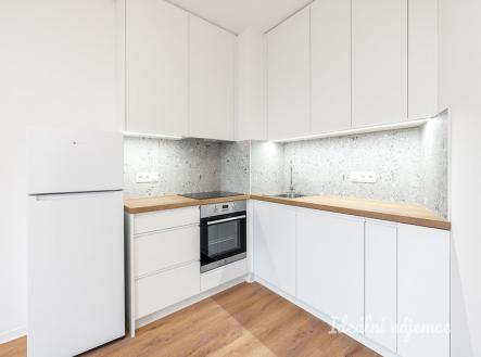 Pronájem bytu, 2+kk, 67 m² obrázek