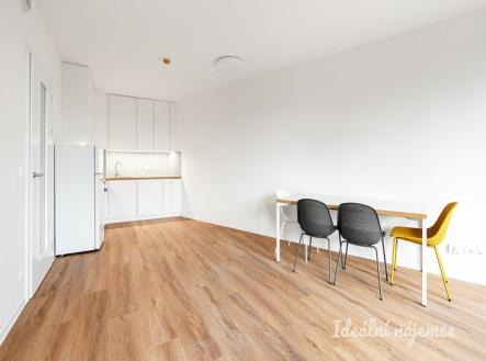 Pronájem bytu, 2+kk, 67 m²