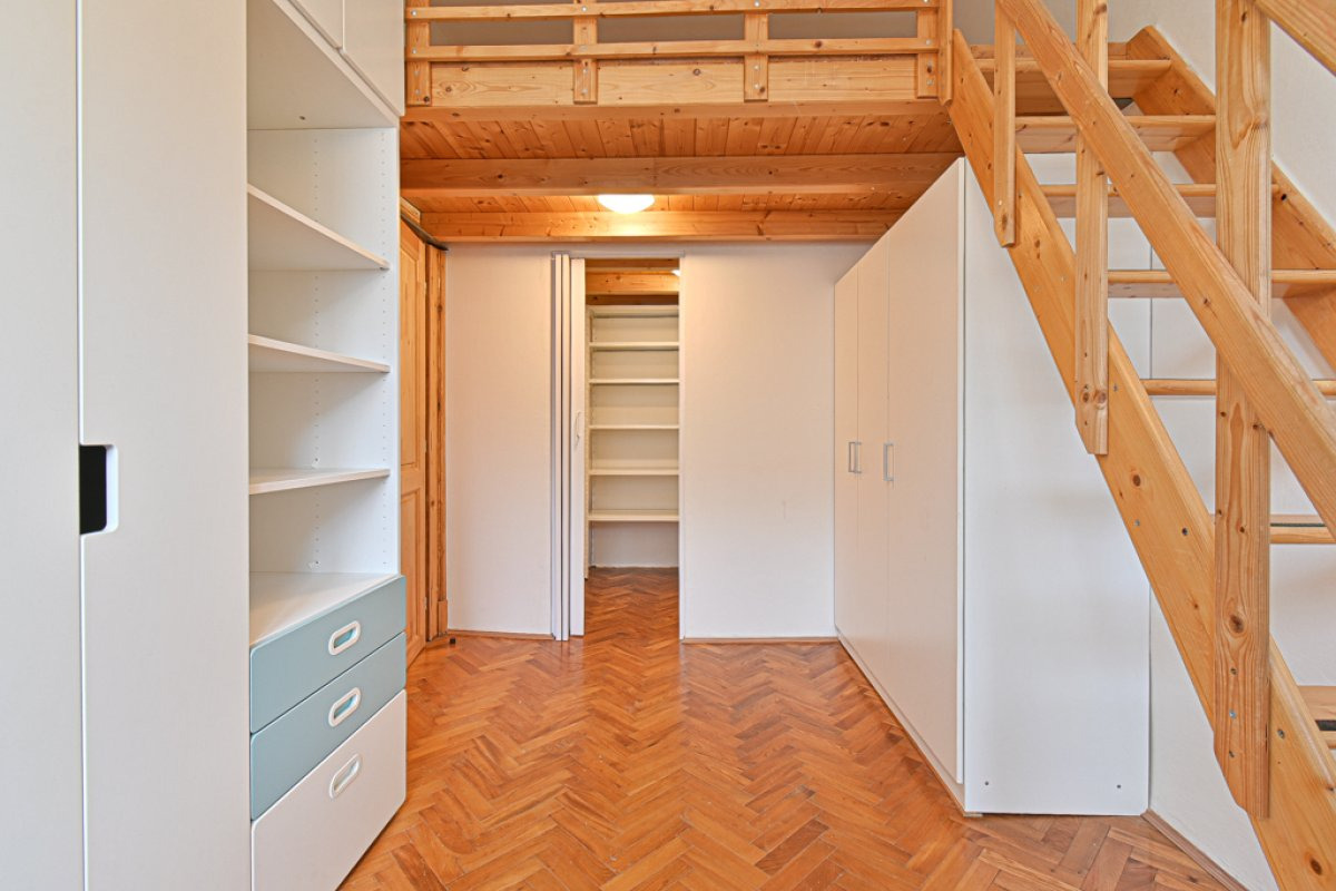 Pronájem bytu 2+kk, U Vlečky, Komárov, 17000 Kč/měs, 45 m2