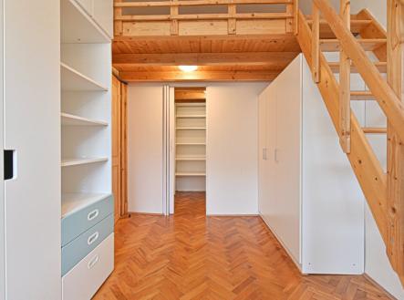 Pronájem bytu, 2+kk, 45 m²