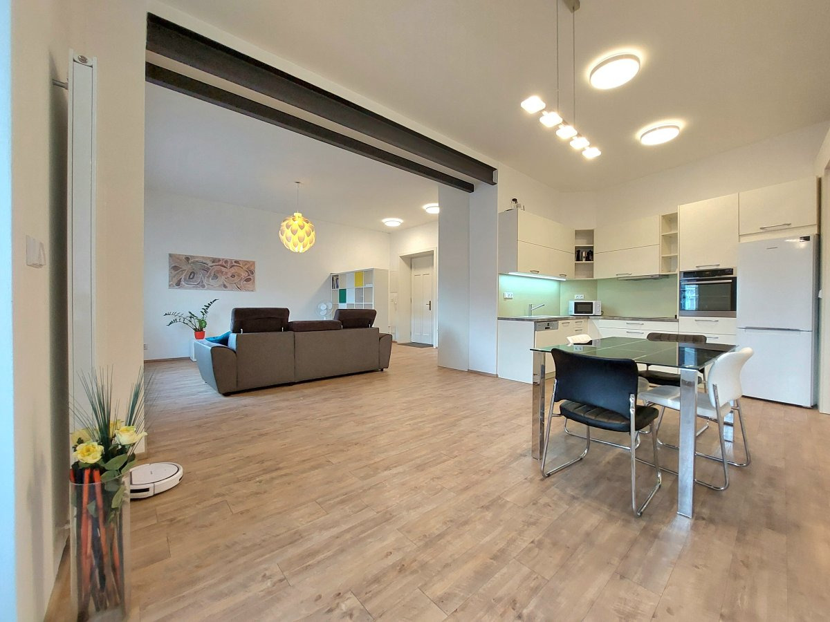 Pronájem bytu 2+kk, Škroupova, 18000 Kč/měs, 71 m2