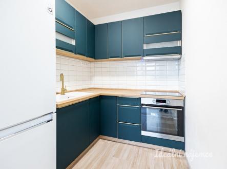 Pronájem bytu, 2+kk, 42 m²