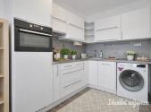 Pronájem bytu, 2+kk, 42 m²