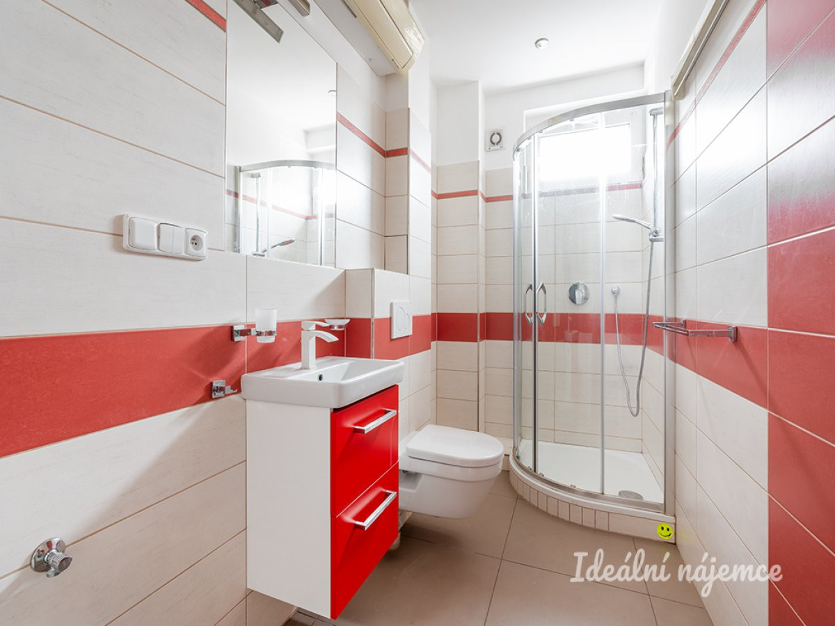Pronájem bytu 2+kk, Krchlebská, Krč 19000 Kč/měs, 39 m2