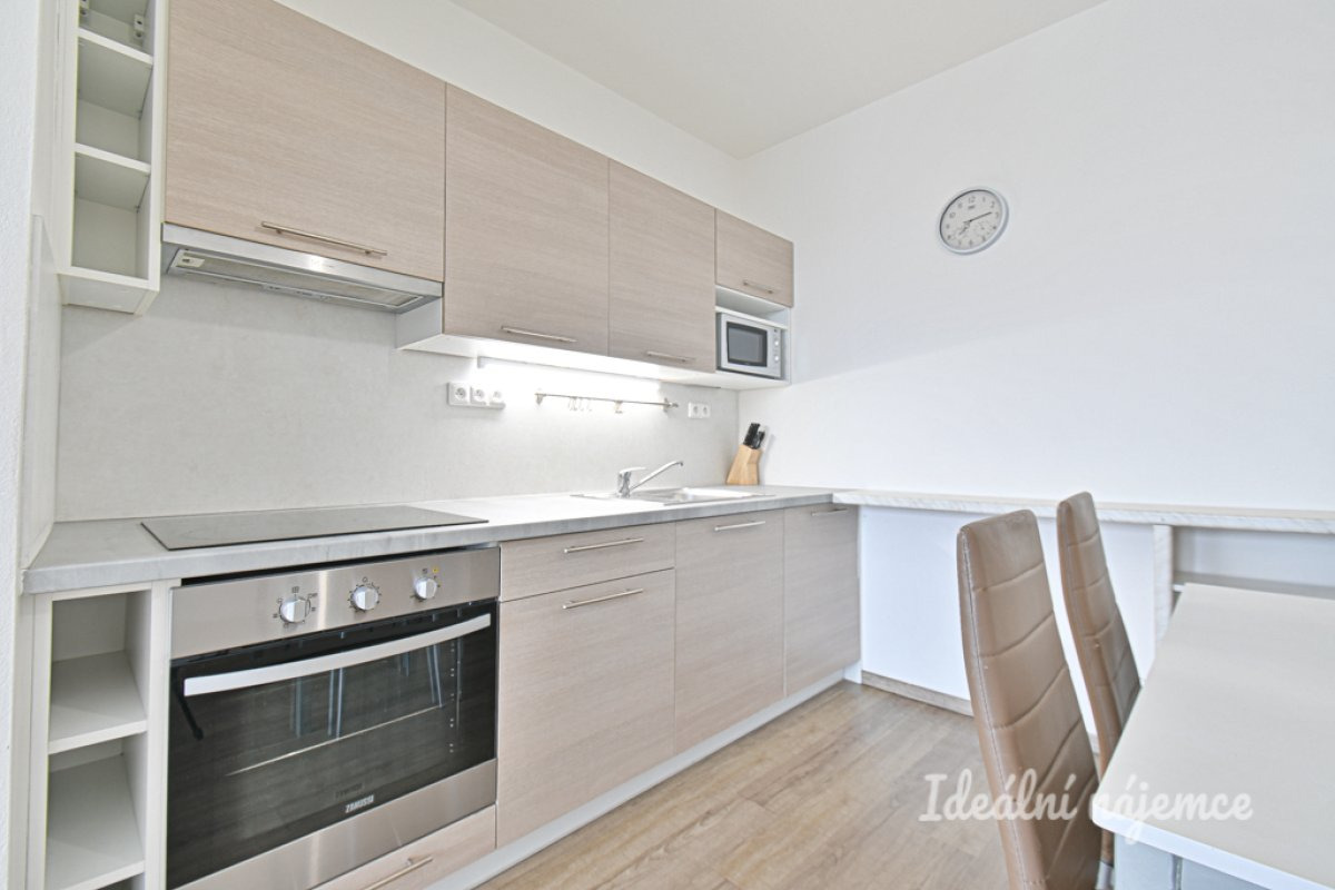 Pronájem bytu 2+kk, Svážná, Nový Lískovec, 17 900 Kč/měs, 47 m2