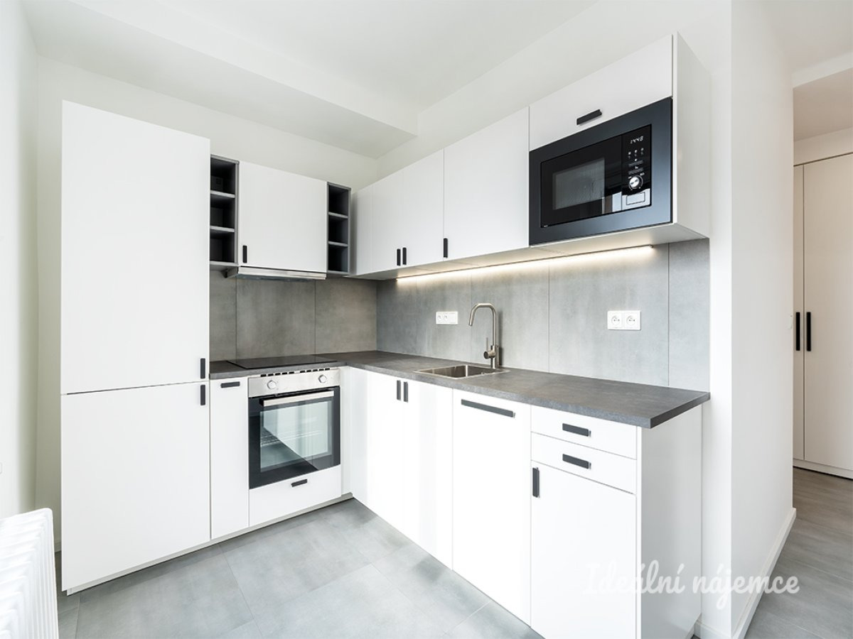 Pronájem bytu 3+1, Severní I, Záběhlice, 26000 Kč/měs, 66 m2